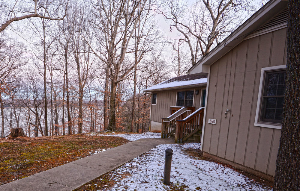 Lake Cumberland State Resort Park Jamestown Exterior photo